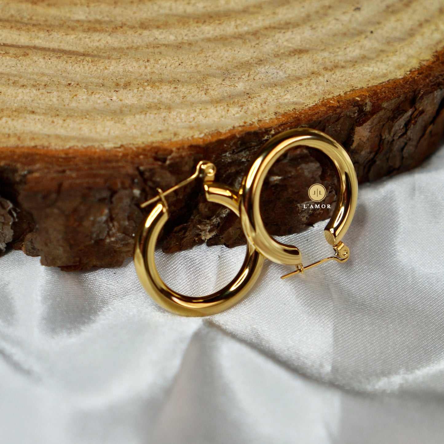 Classic L'AMOR Hoops